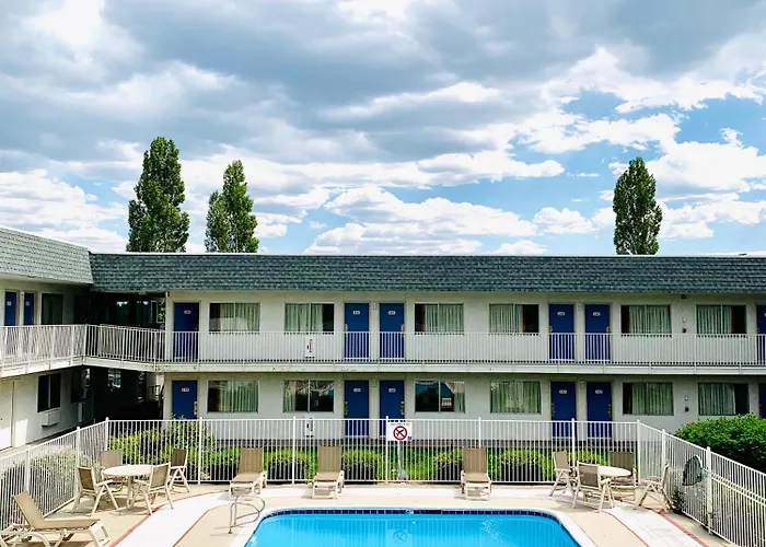 Hotel 6-flagstaff, Az - Butler 3*